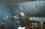 pictures/2002/pic_stef_sam_steve_br1202.jpg"